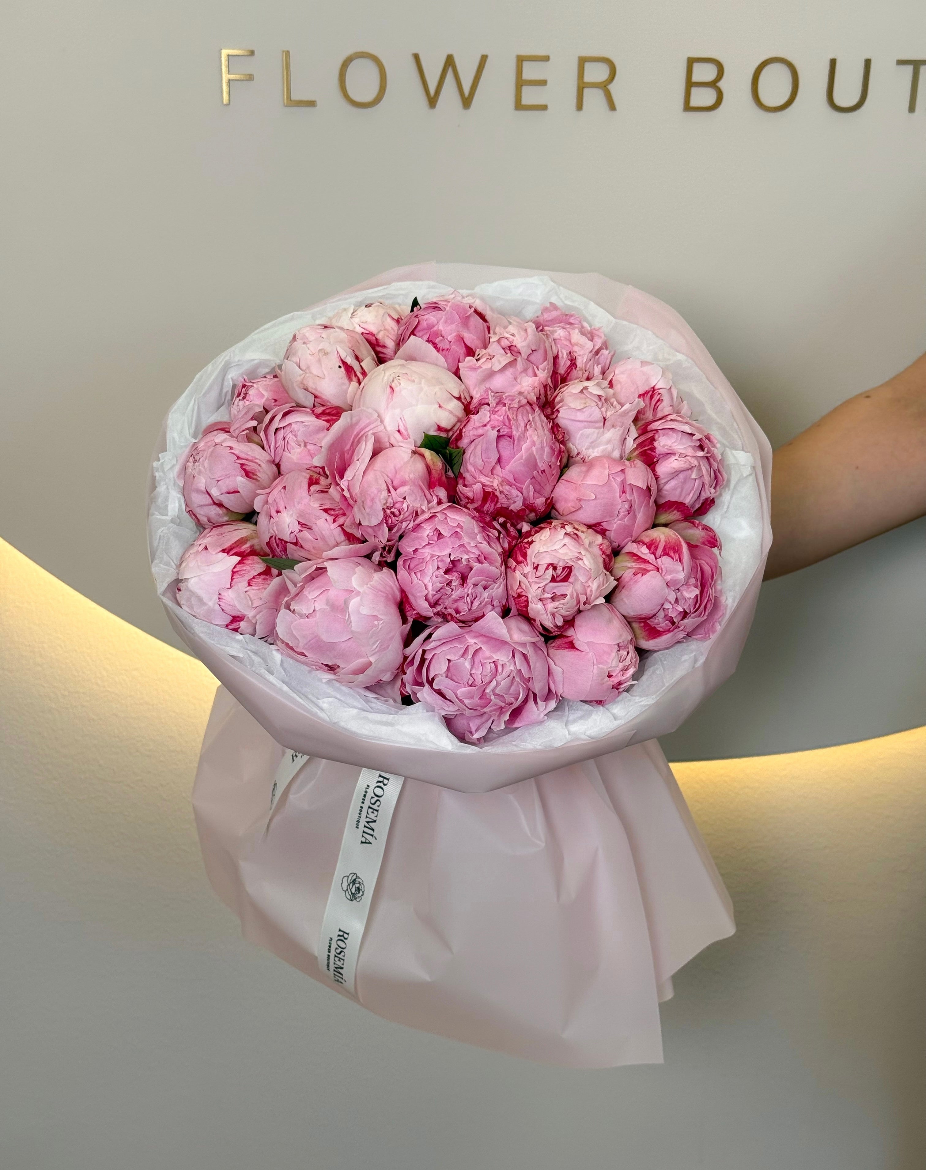 No.117 BLUSH PEONIES