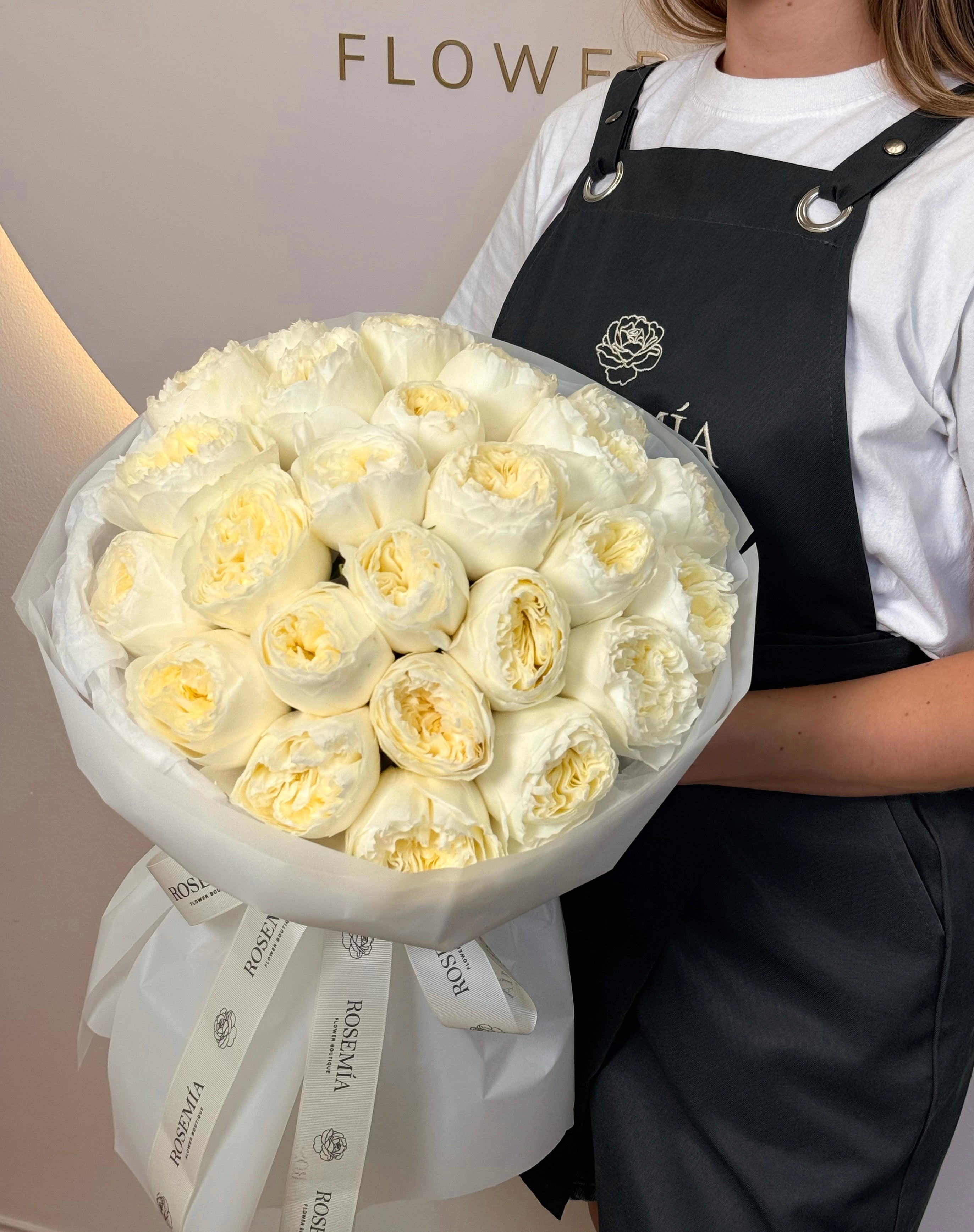 No.102 PEARL - garden roses