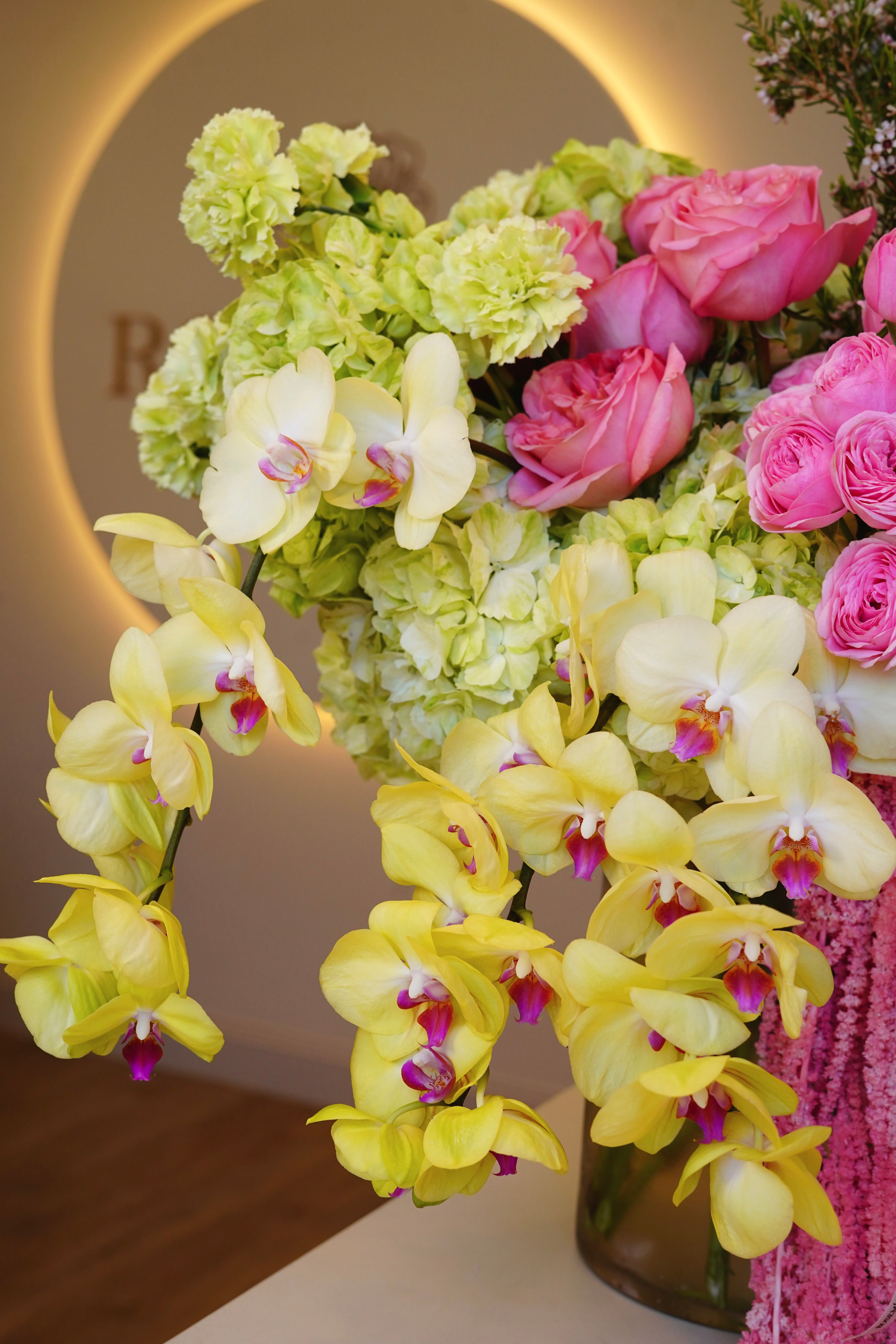 Vase Arrangement - Bloom Lumière