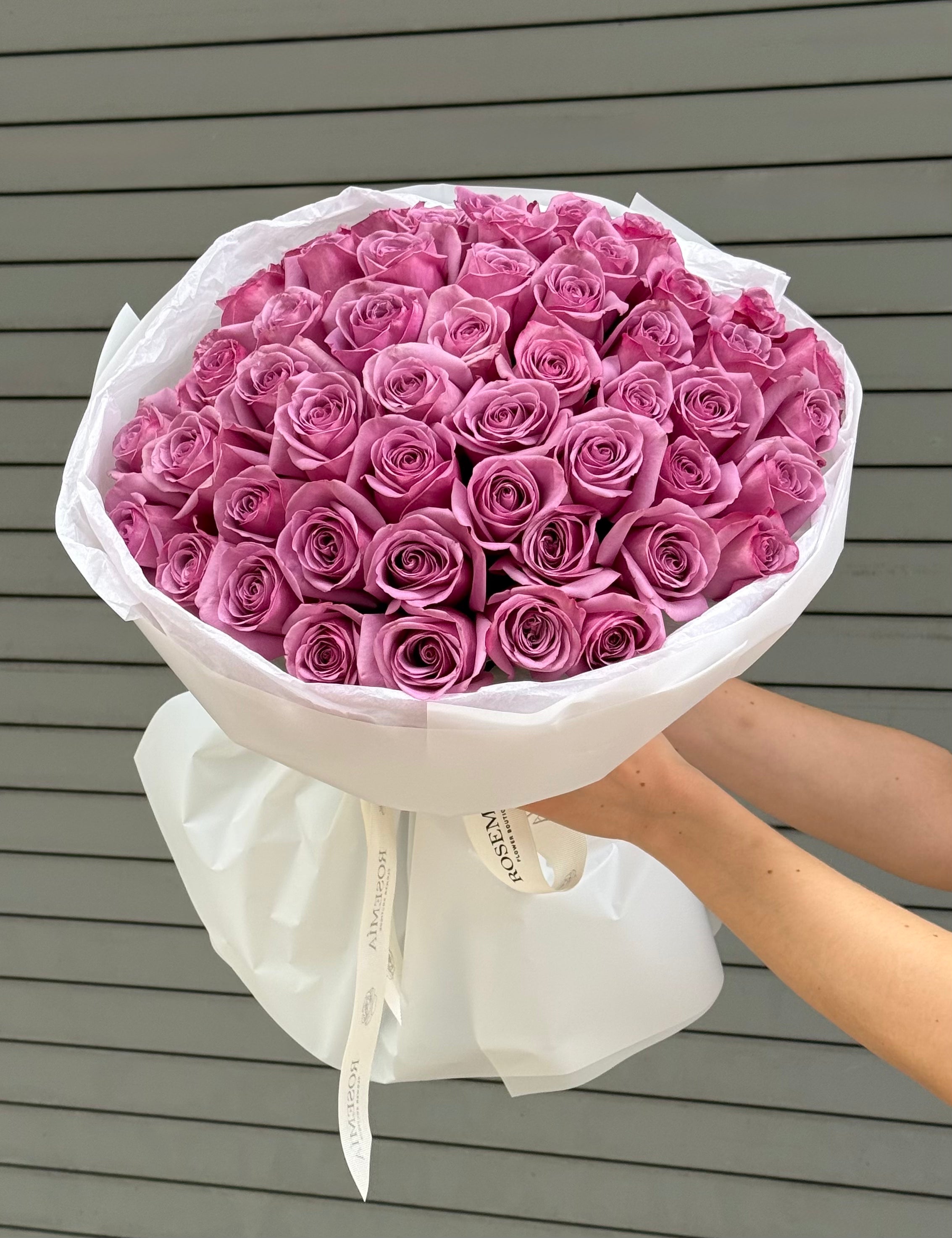 Nro. 150 ROSA ABRAZO