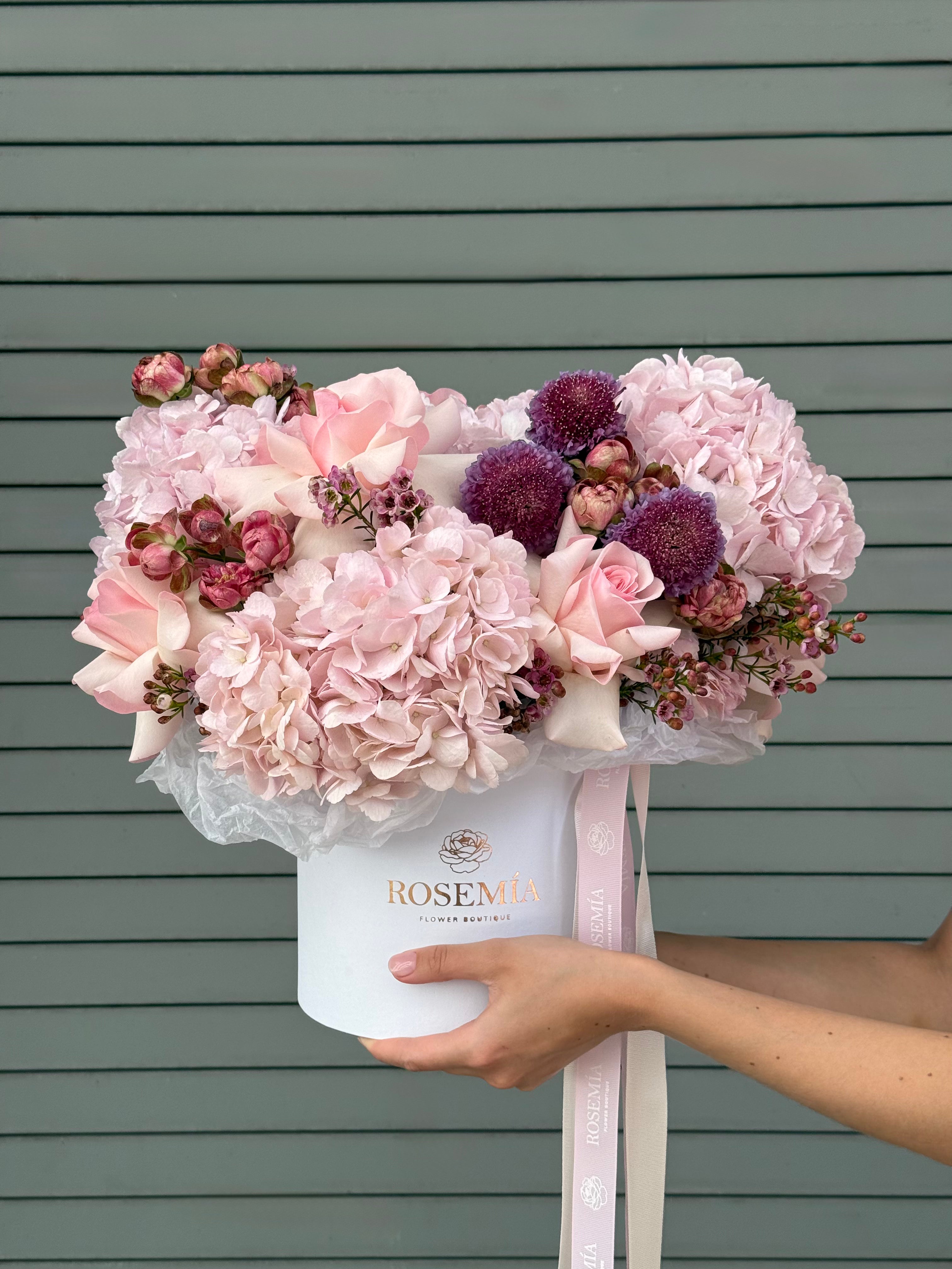 No. 248 BLUSH SERENITY - french roses, spray roses, hydrangea