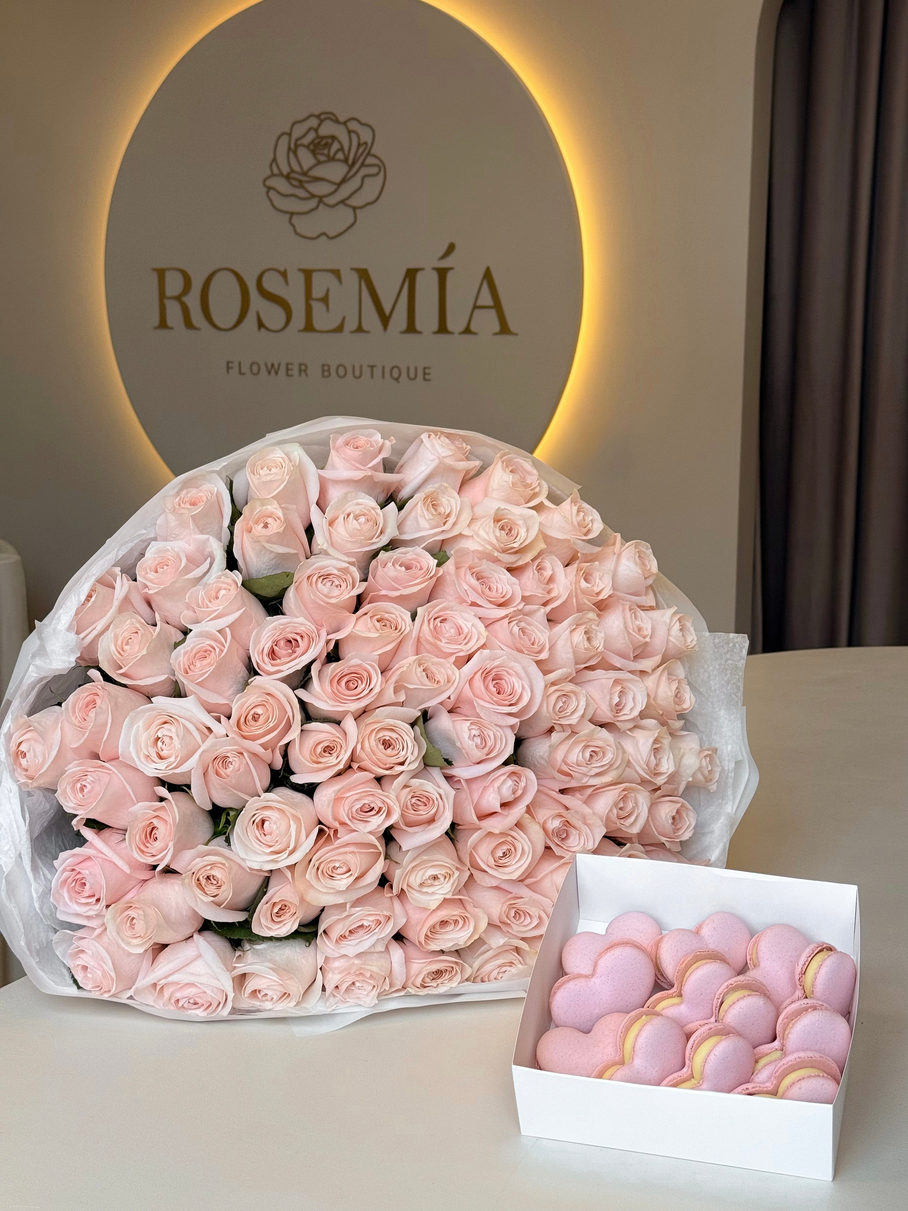 100 POMAROSA ROSES & MACARONS