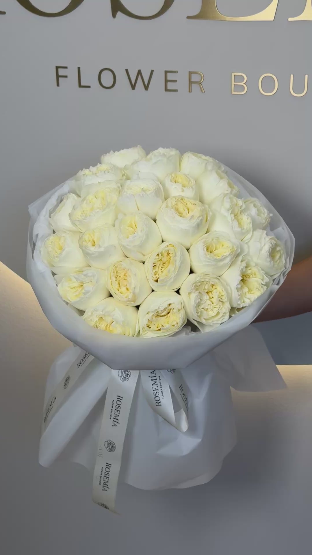 No. 102 PEARL PETITE