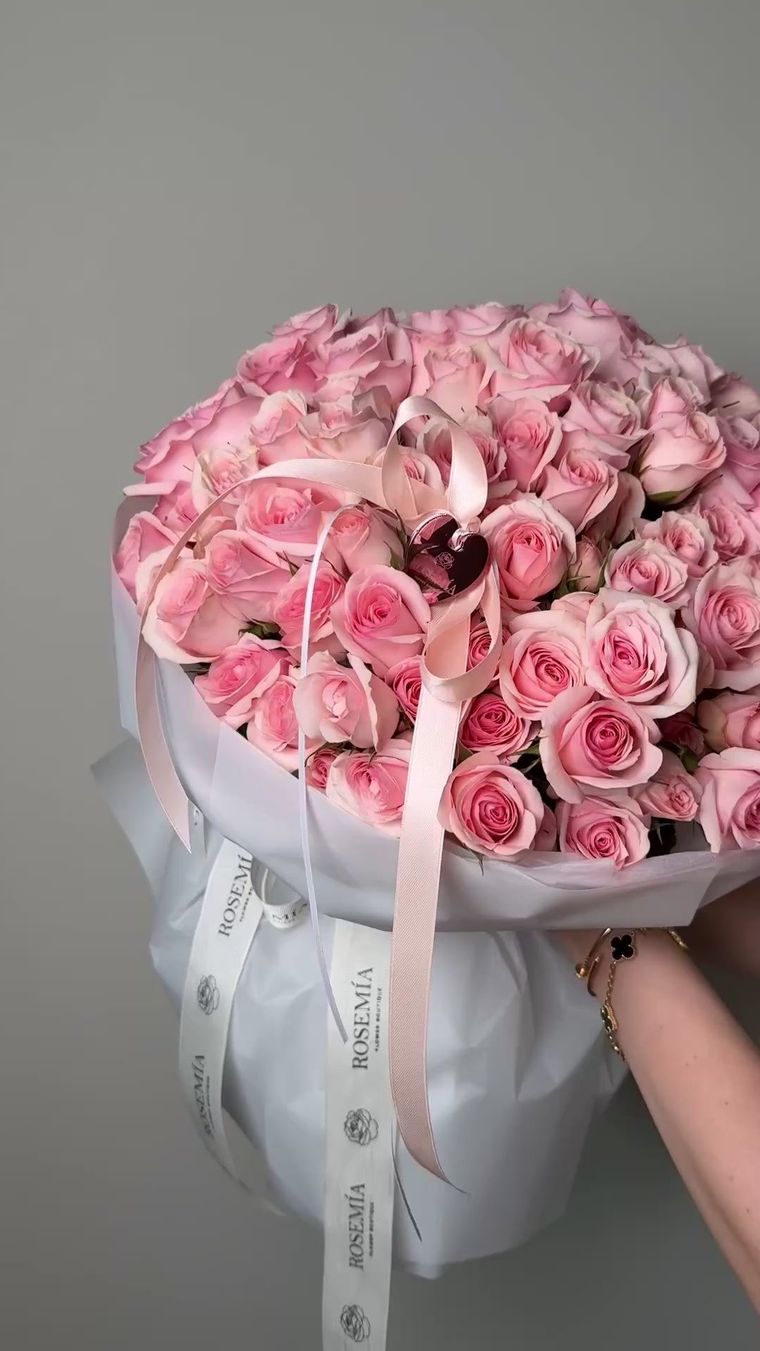 No. 18 ROSE SYMPHONY