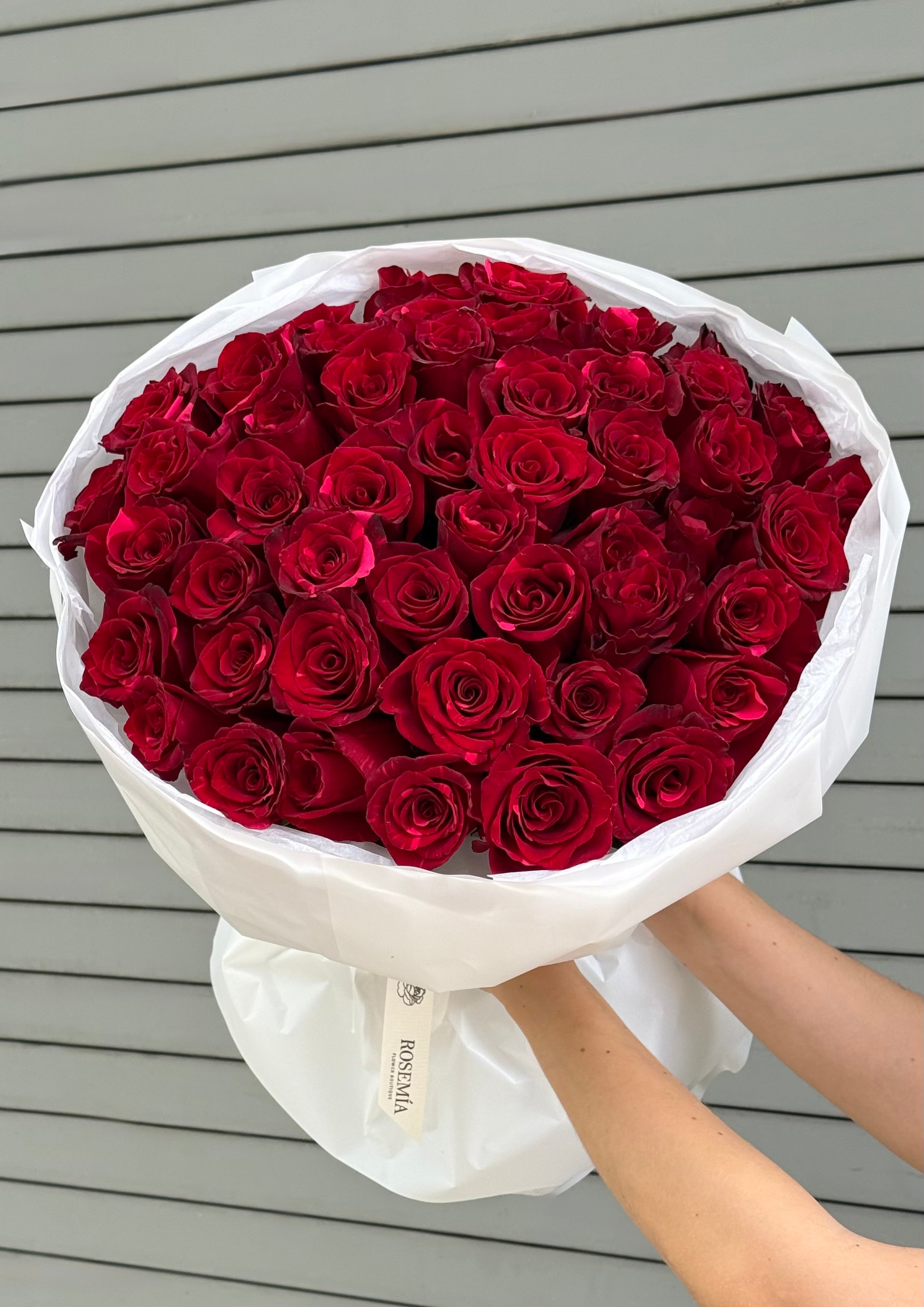 No.90 RED PANTHER - roses