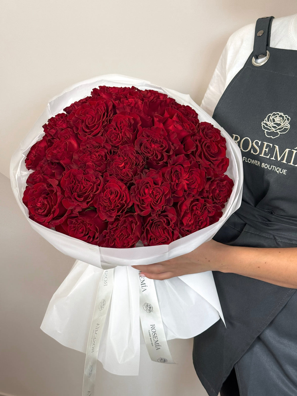 No.49 RED HEARTS - garden roses