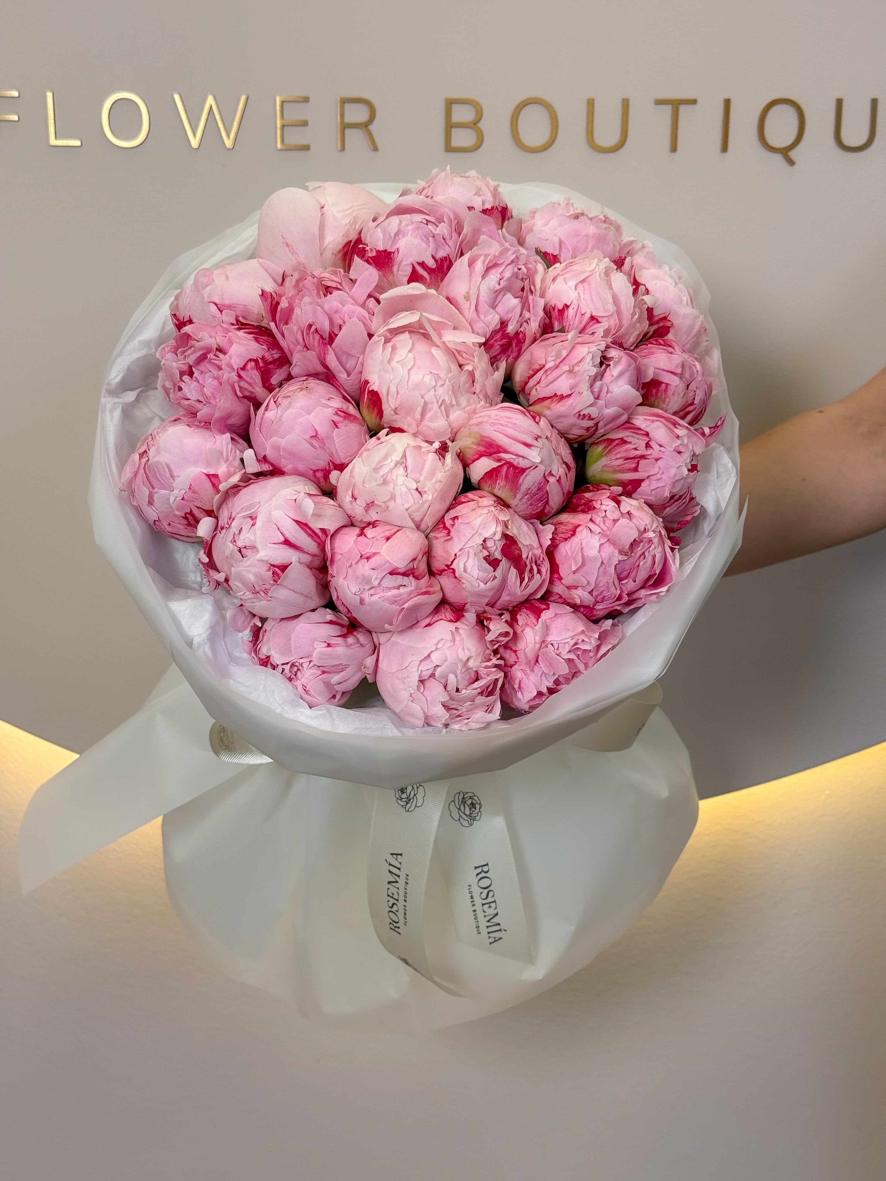 No.117 BLUSH PEONIES