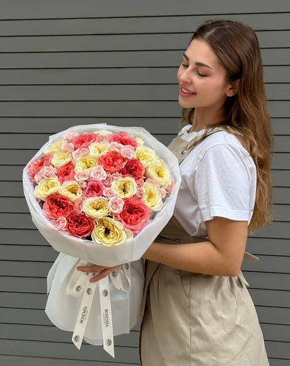 No.27 COMPLIMENT - garden roses, spray roses