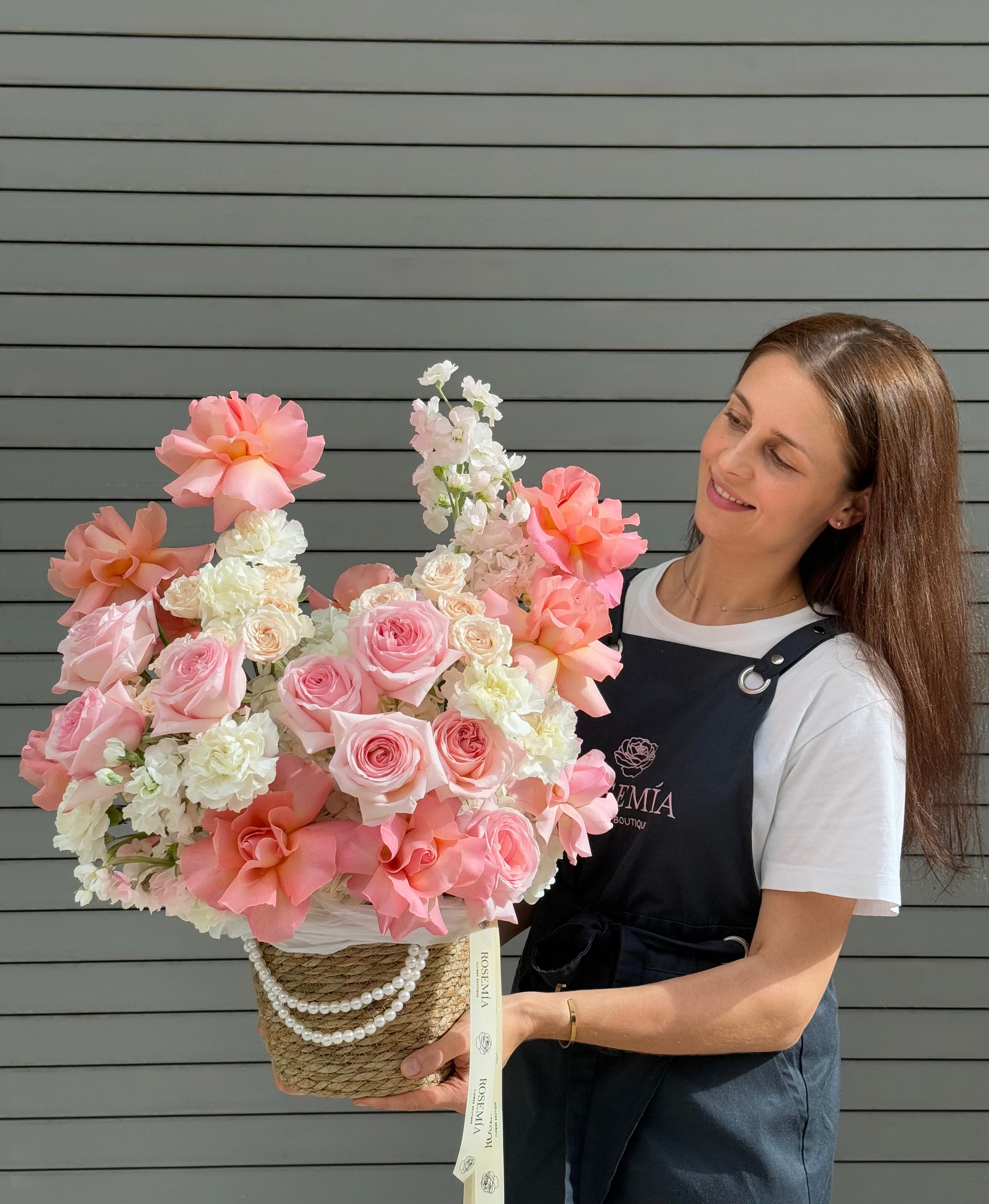 No.252 AVELINE BASKET - French roses, hydrangeas, spray roses, stock, carnations