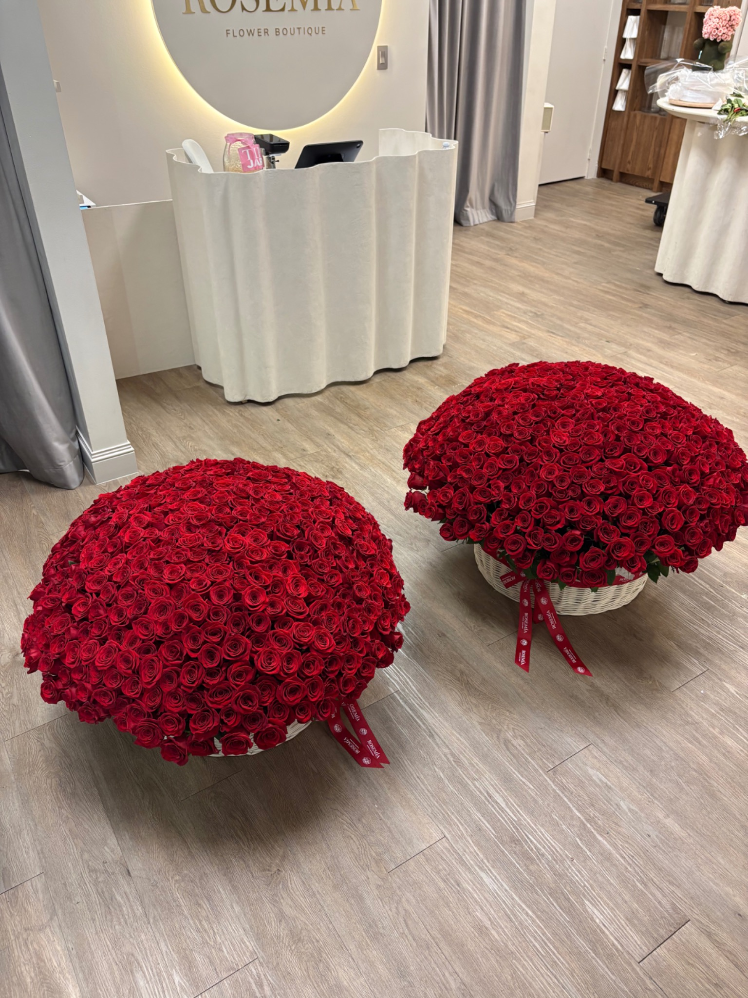 500 Red Roses Grand Basket