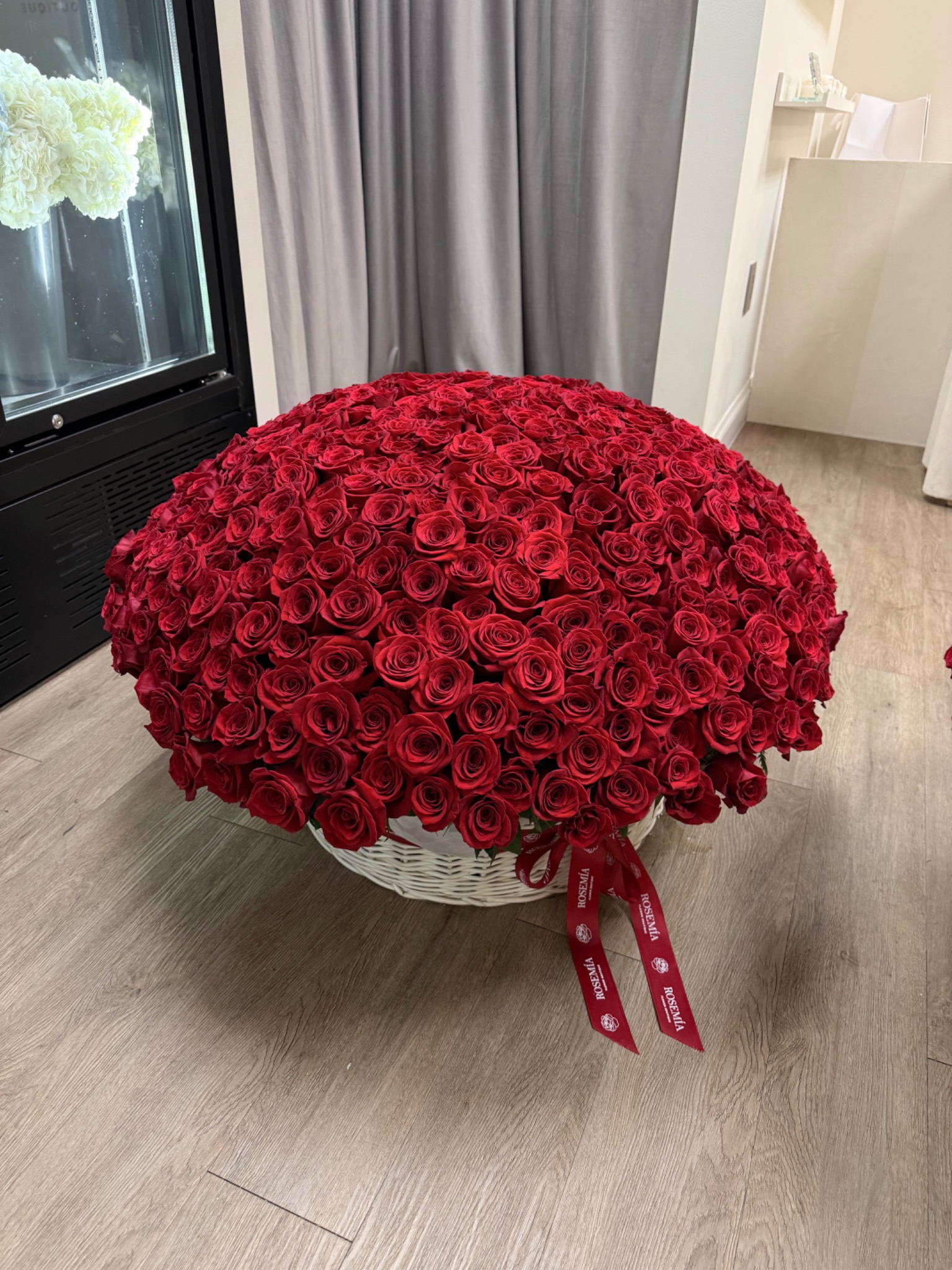 500 Red Roses Grand Basket