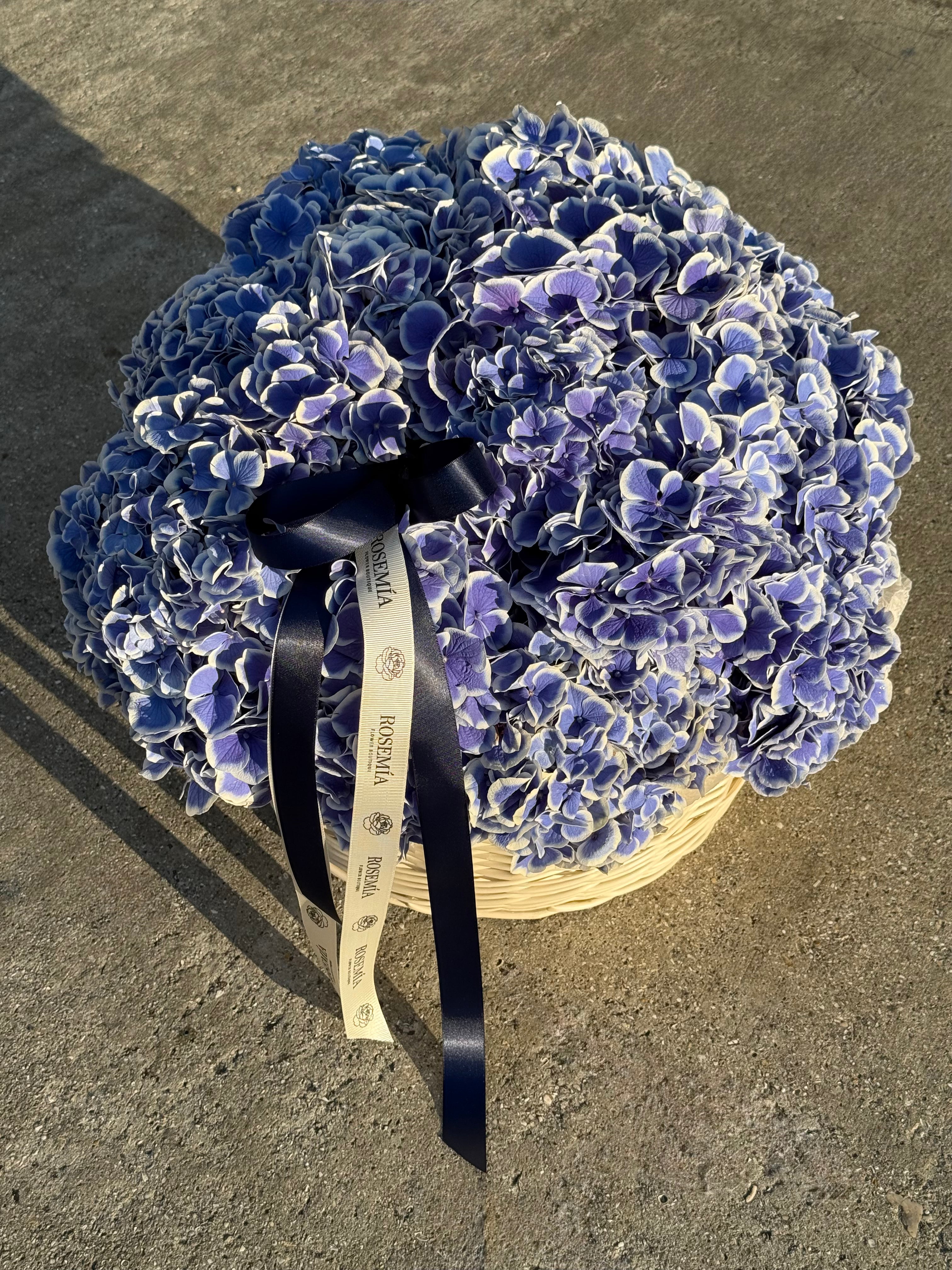 No.239 NAVY BLUE HYDRANGEAS IN A BASKET