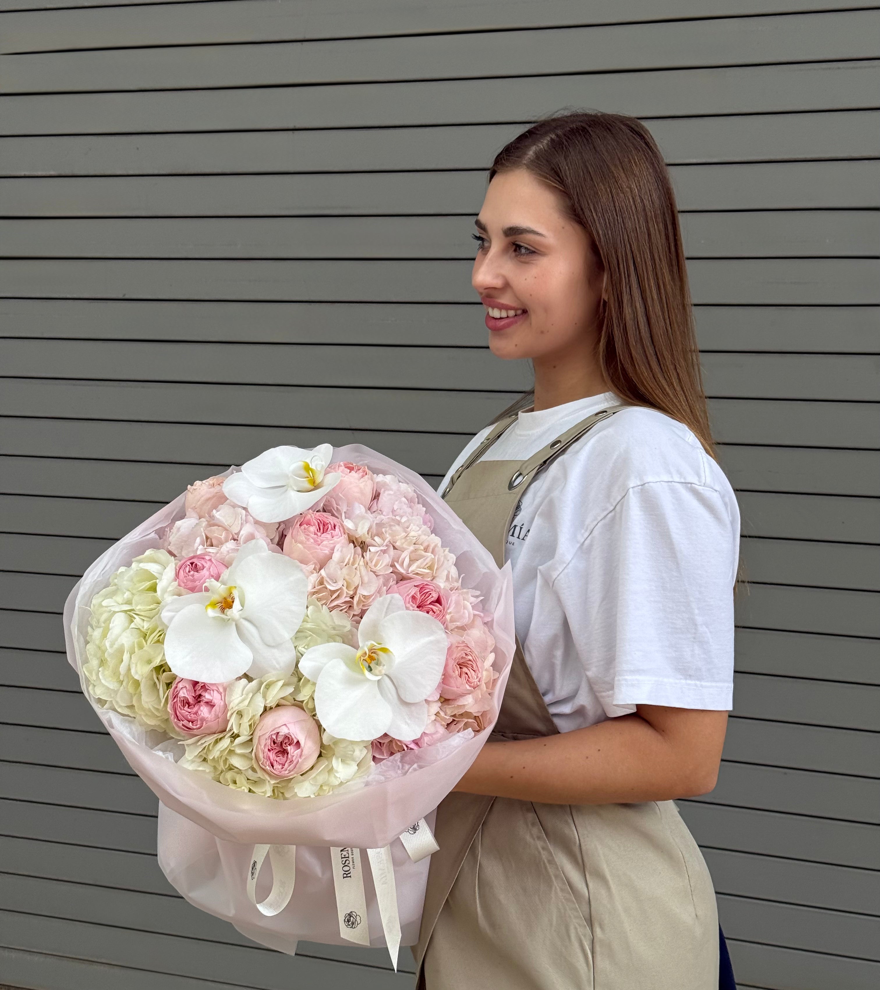 No.229 BLUSH ORCHID ÉVEIL - hydrangeas, garden roses, orchids