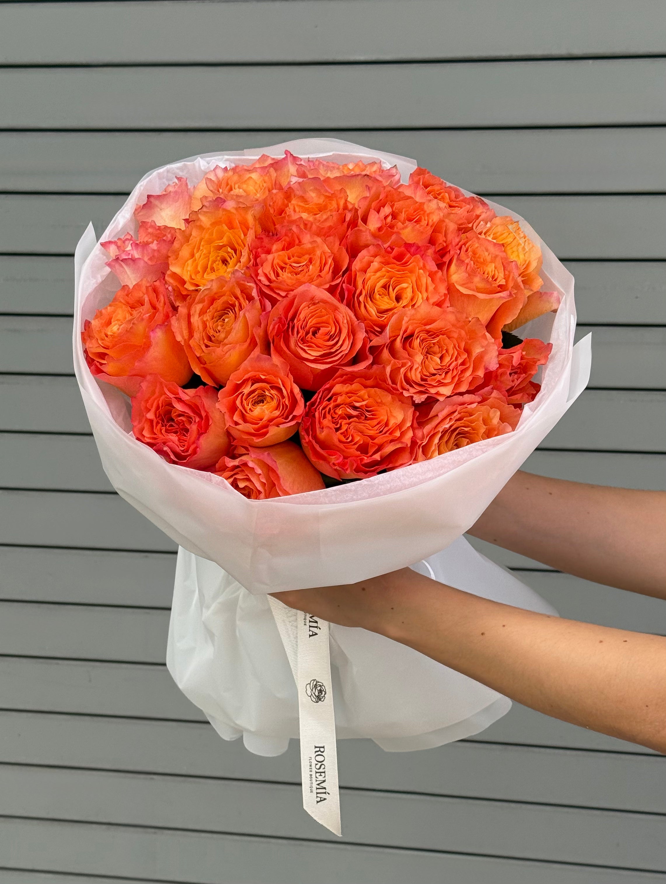 No.92 GOLDEN ORANGE - roses