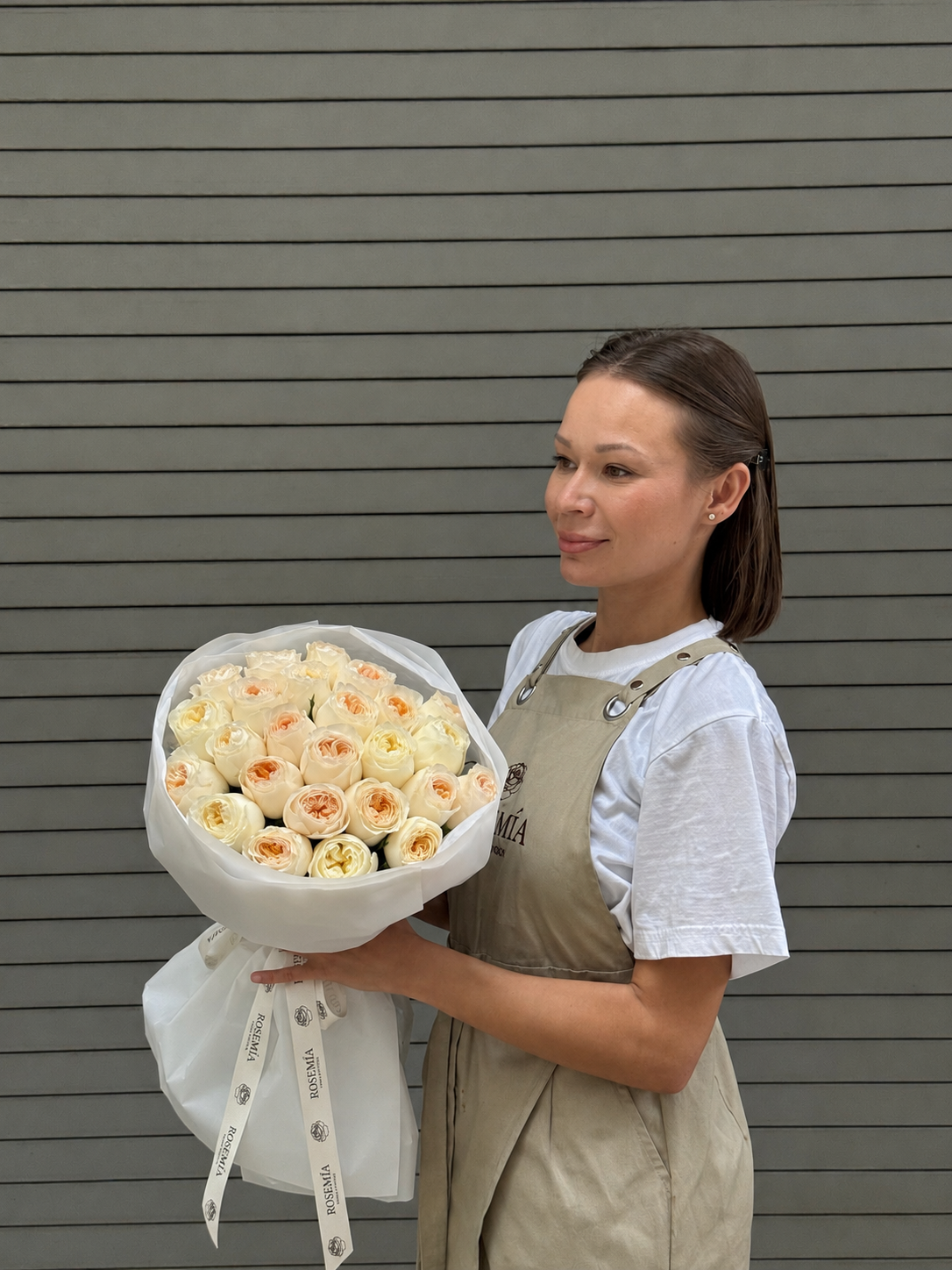 No.245 CREAM BRULEE - garden roses