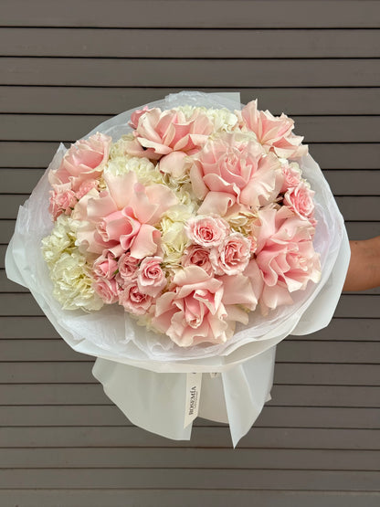 No.45 BLOOMING REVERIE - roses, hydrangeas