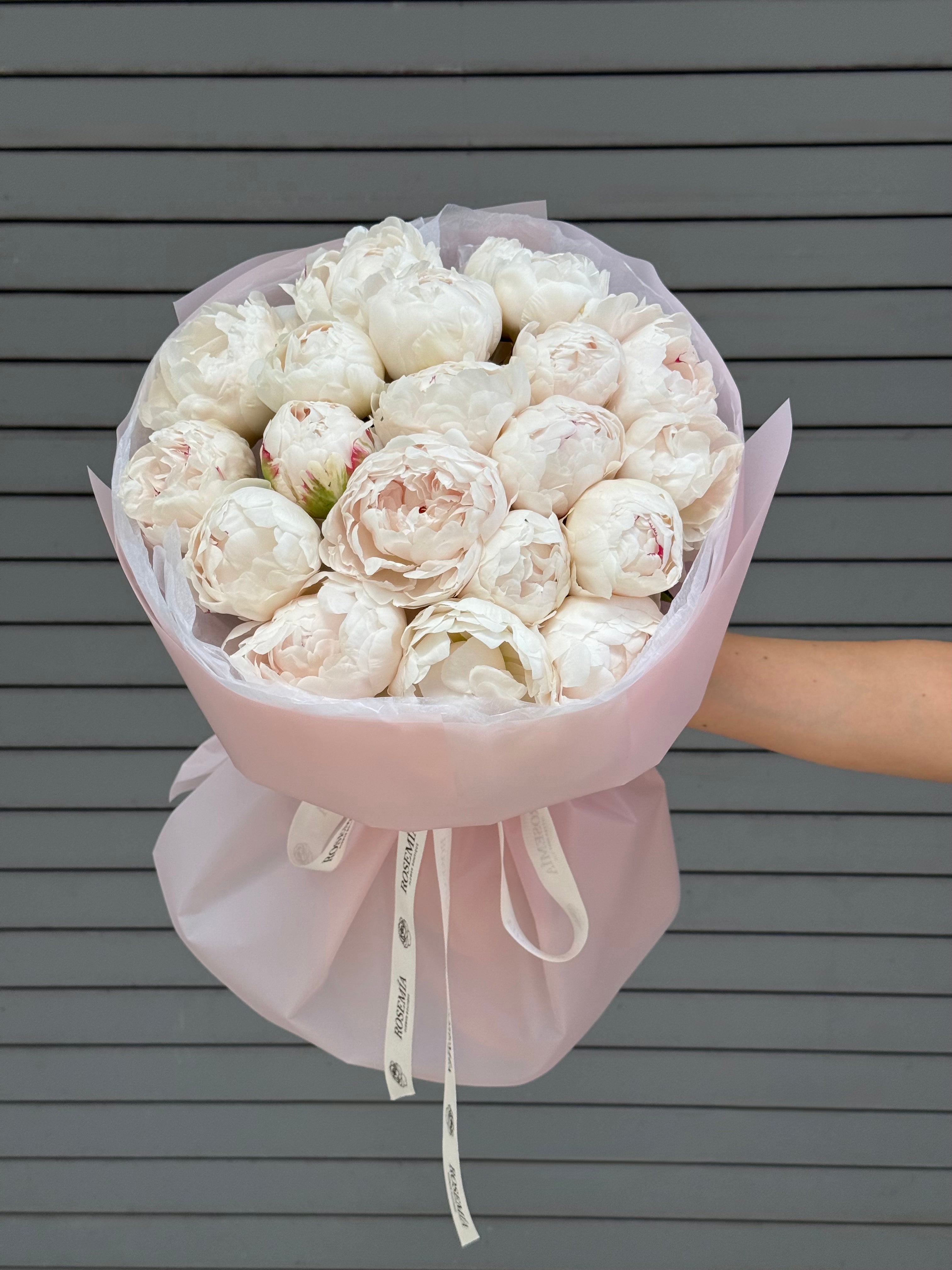 No.117 BLUSH PEONIES