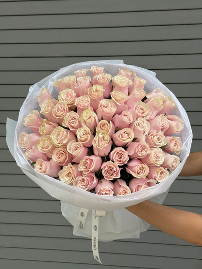 No.46 WHISPERING ELEGANCE - roses