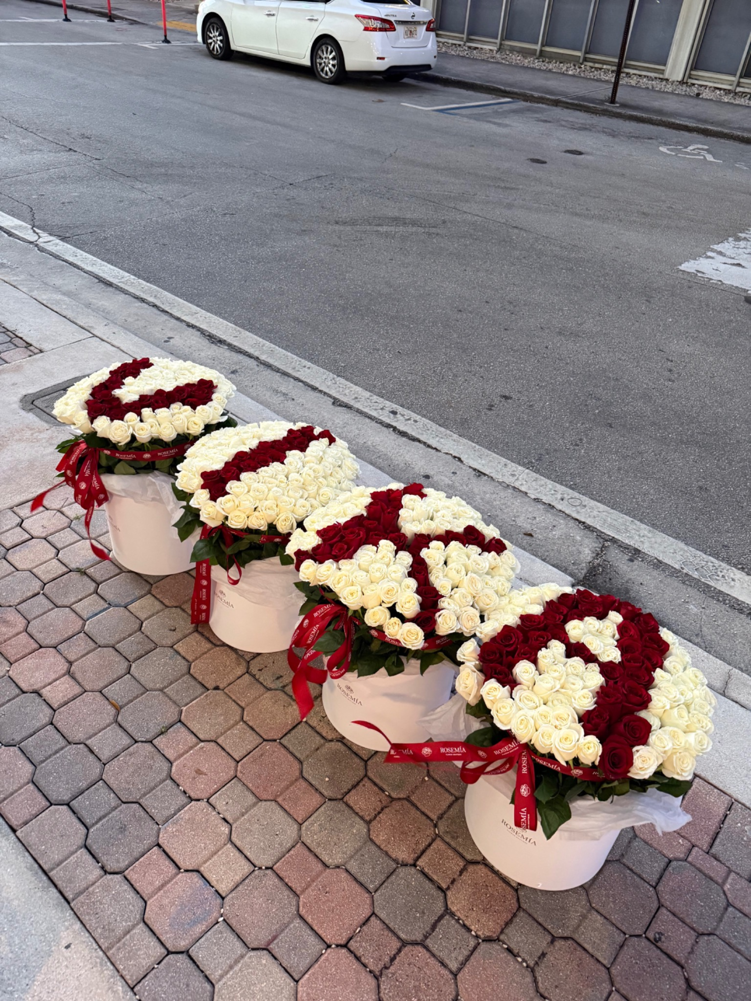 Custom Rose Message Boxes