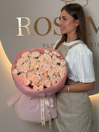No.199 CREAMY CARNATIONS