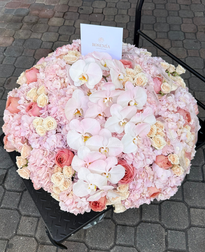 No.251 Pink Prestige XXL Basket - hydrangeas, garden roses, spray roses, orchids
