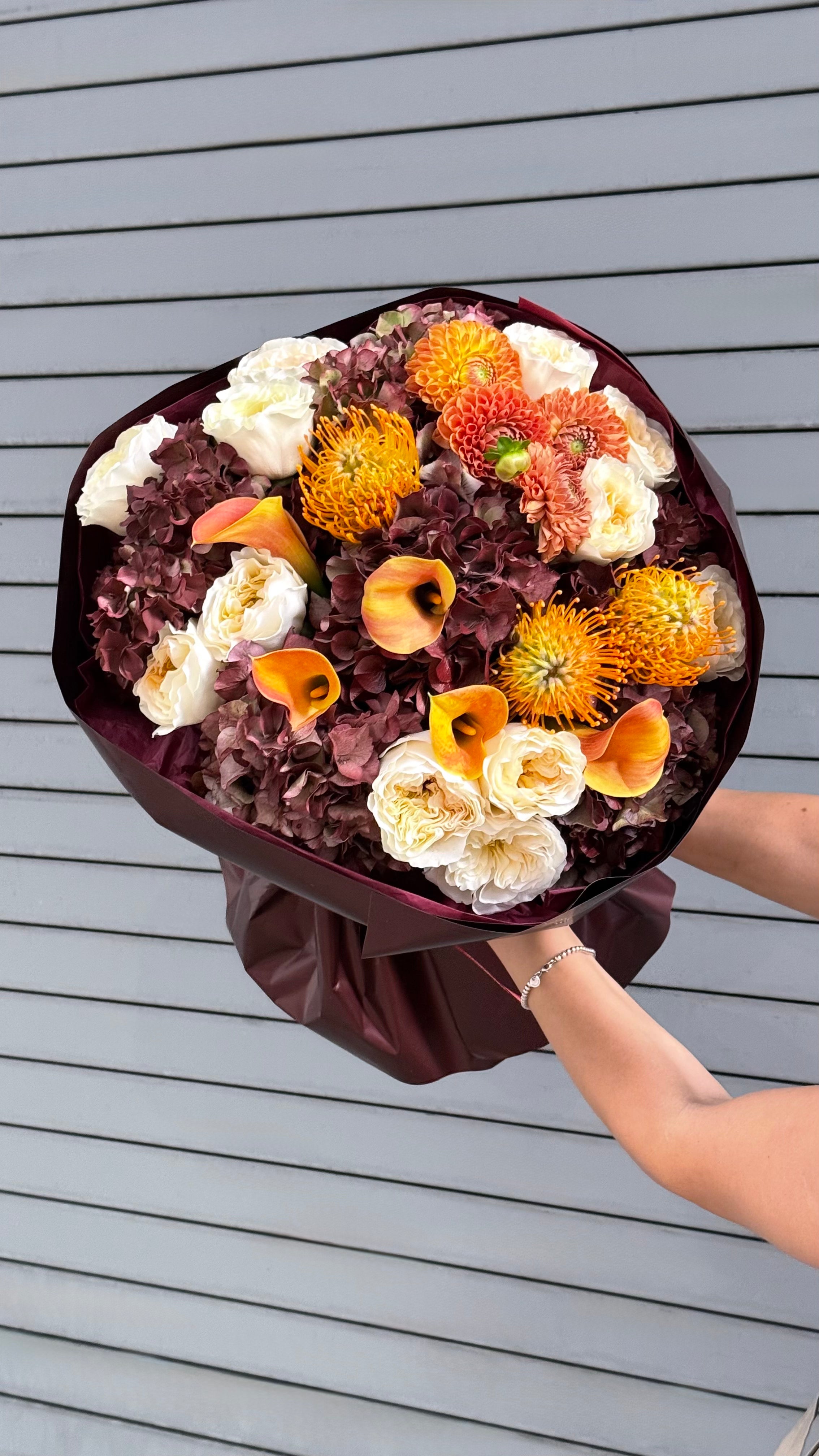No.204 BURGUNDY AFFAIR - hydrangeas, garden roses, dahilas