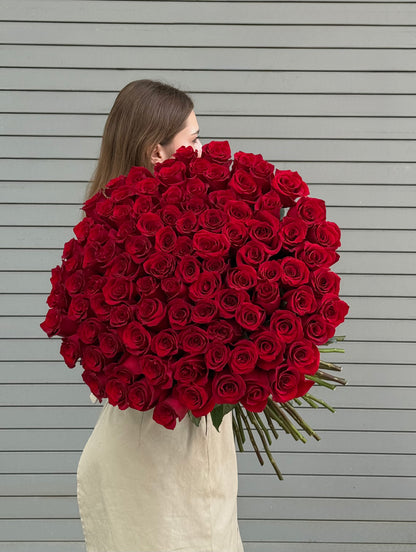 No.2 VALENTINE - 100 red roses
