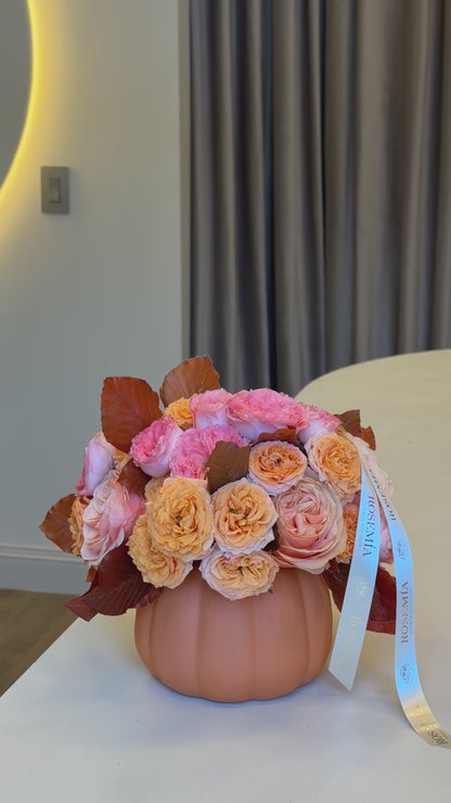 No.55 PEACH ELEGANCE - Pumpkin Flower Arrangement