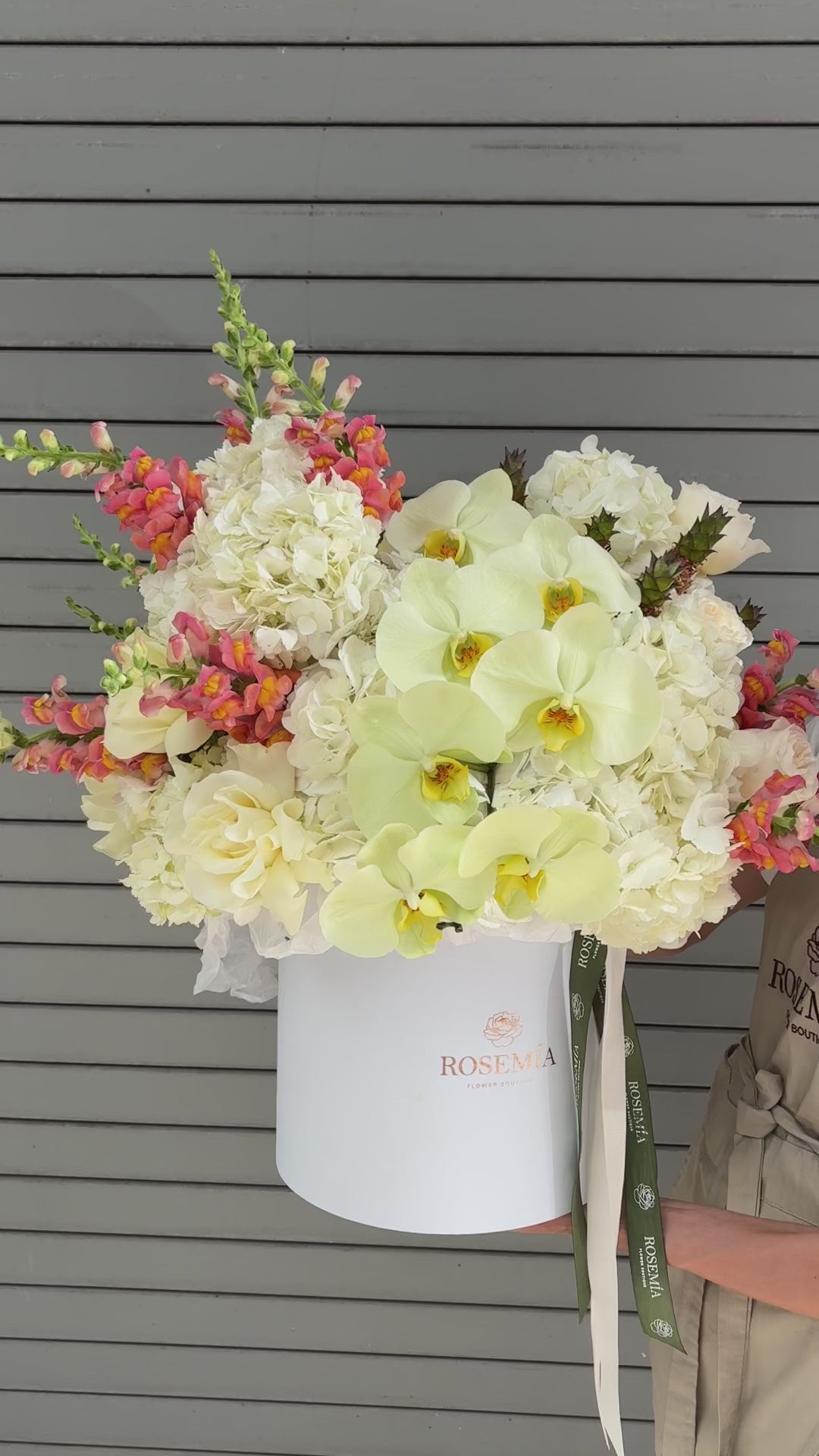 N.º 218 CAJA FLORAL LIGERA