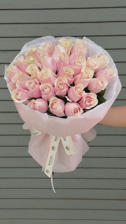 No.60 PINK ALLURE - roses