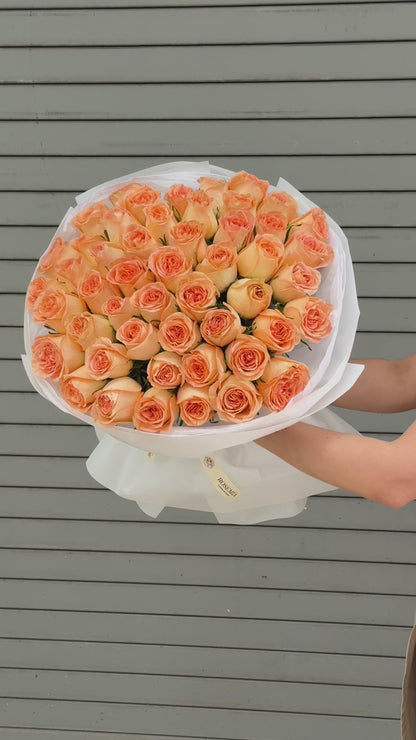 No. 242 COUNTRY HOME - garden roses