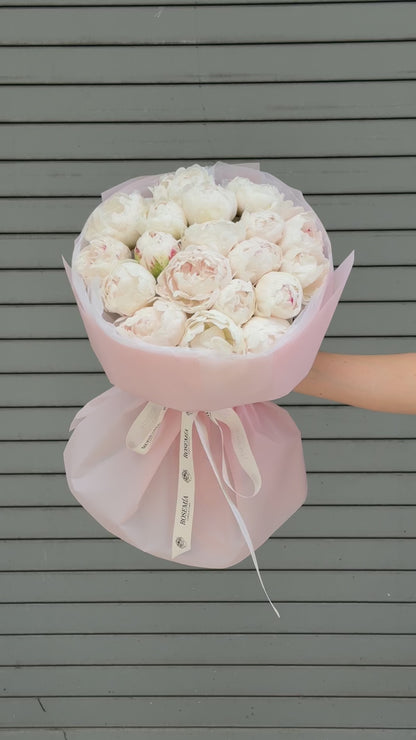 No.117 BLUSH PEONIES