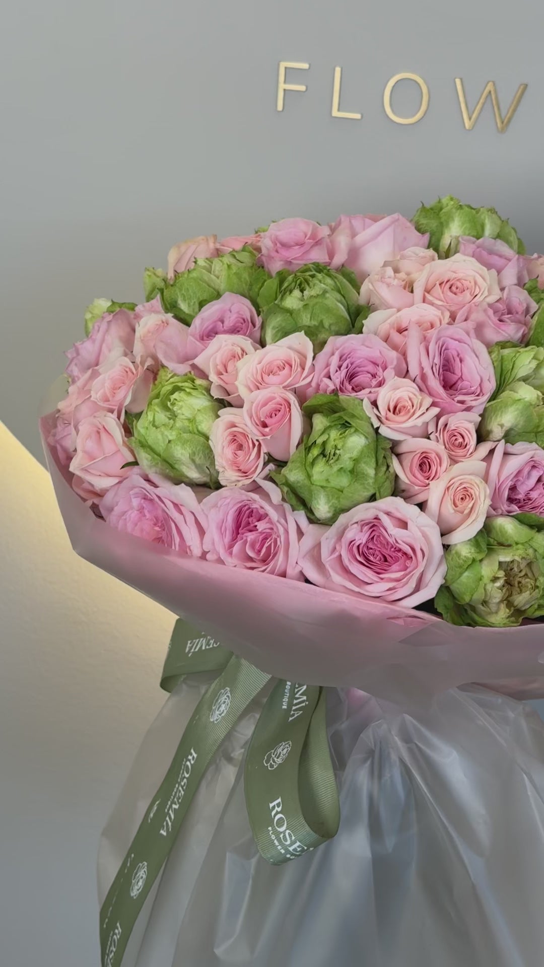 Nro. 221 ROSAS SALPICADAS