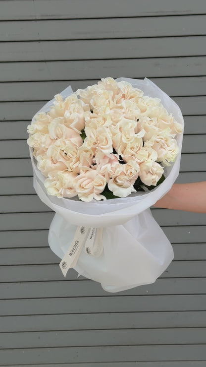 No.42 ANGEL’S VEIL - garden roses