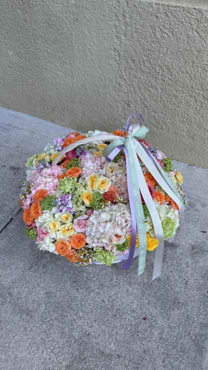 No.275 DOPAMINE BASKET - seasonal mix flowers