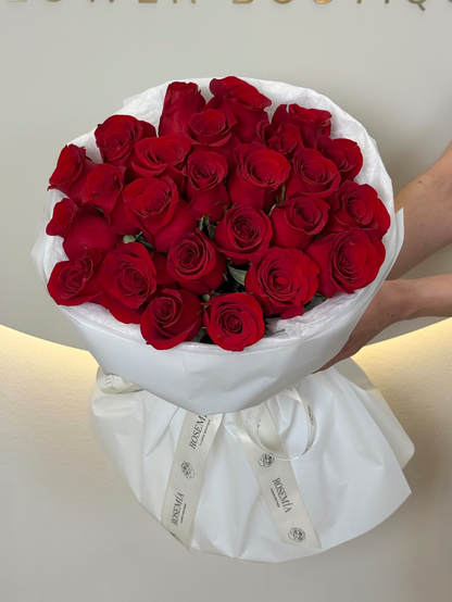 Red Roses By Rosemia